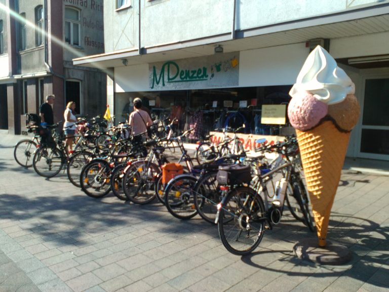 Schon wieder Fahrradabstellanlagen?